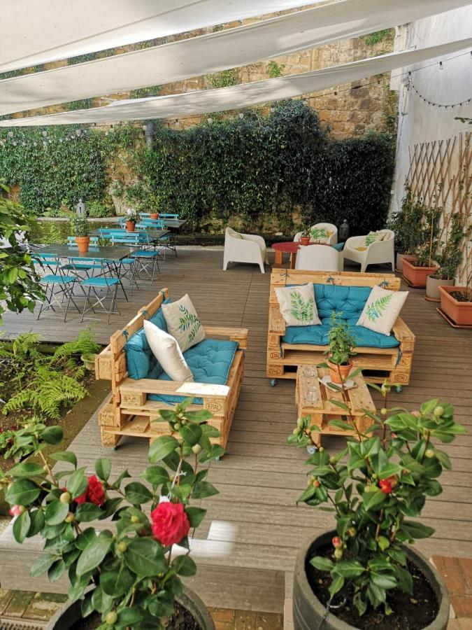 Borgo Vergini Garden B&B Napoli Bagian luar foto
