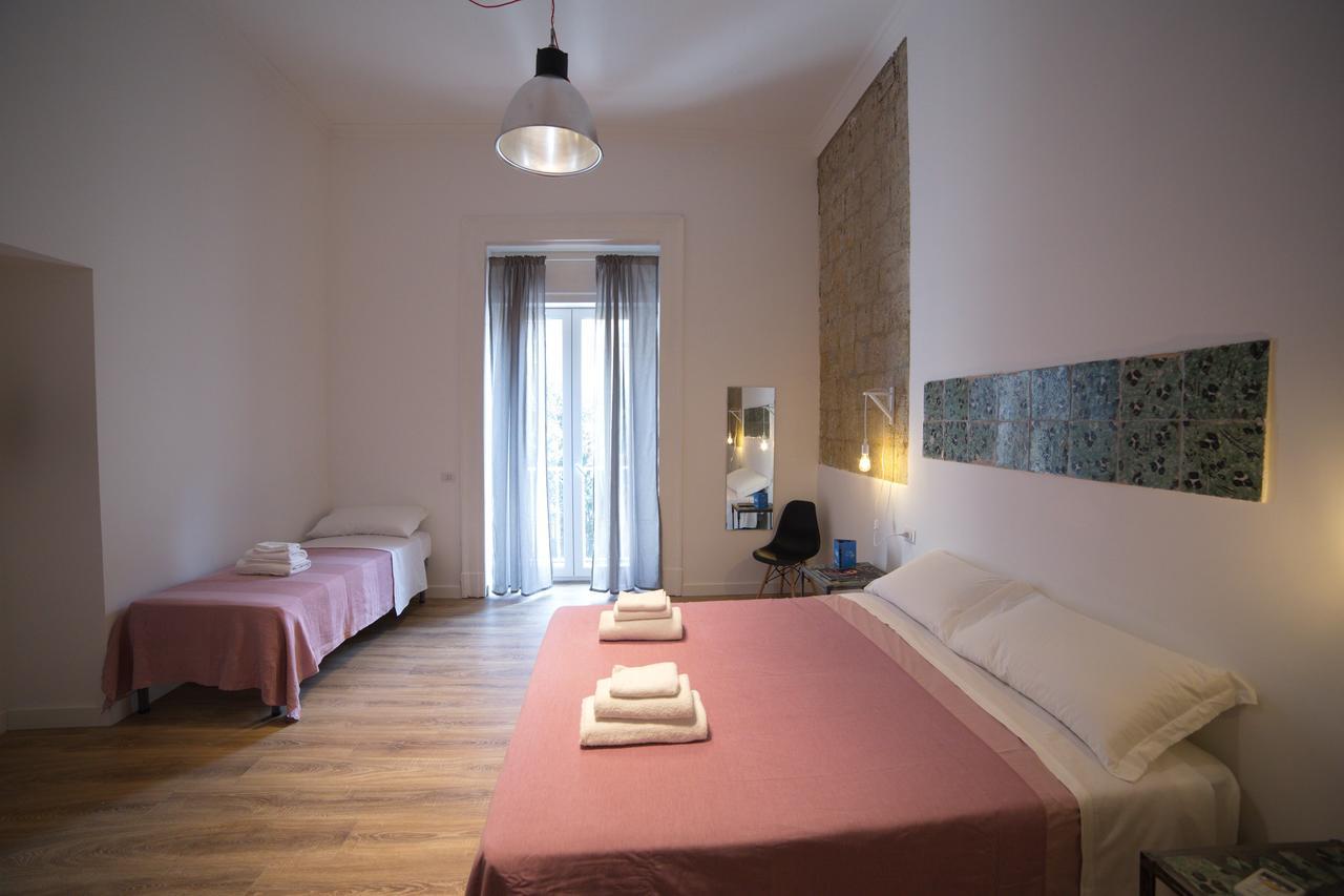 Borgo Vergini Garden B&B Napoli Bagian luar foto