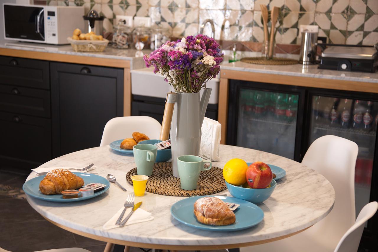 Borgo Vergini Garden B&B Napoli Bagian luar foto