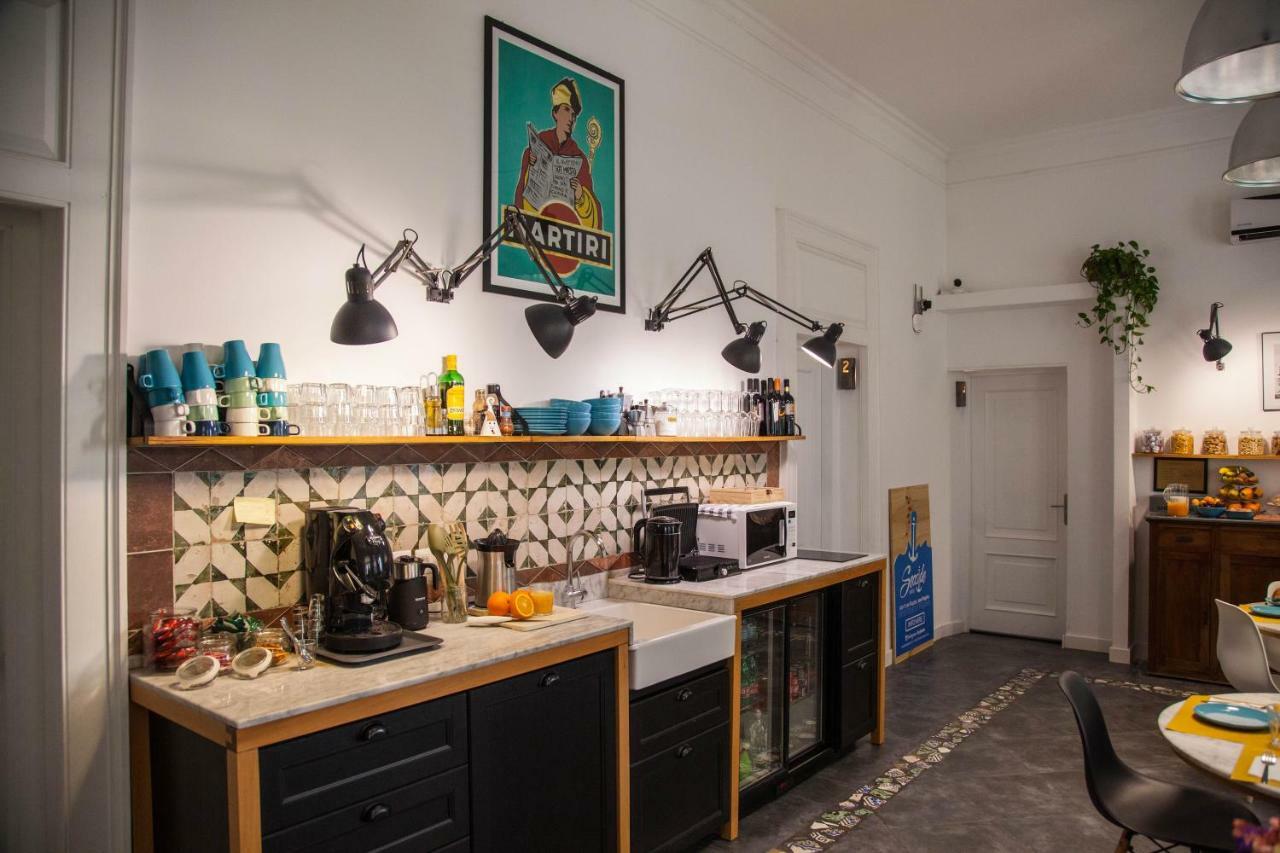 Borgo Vergini Garden B&B Napoli Bagian luar foto