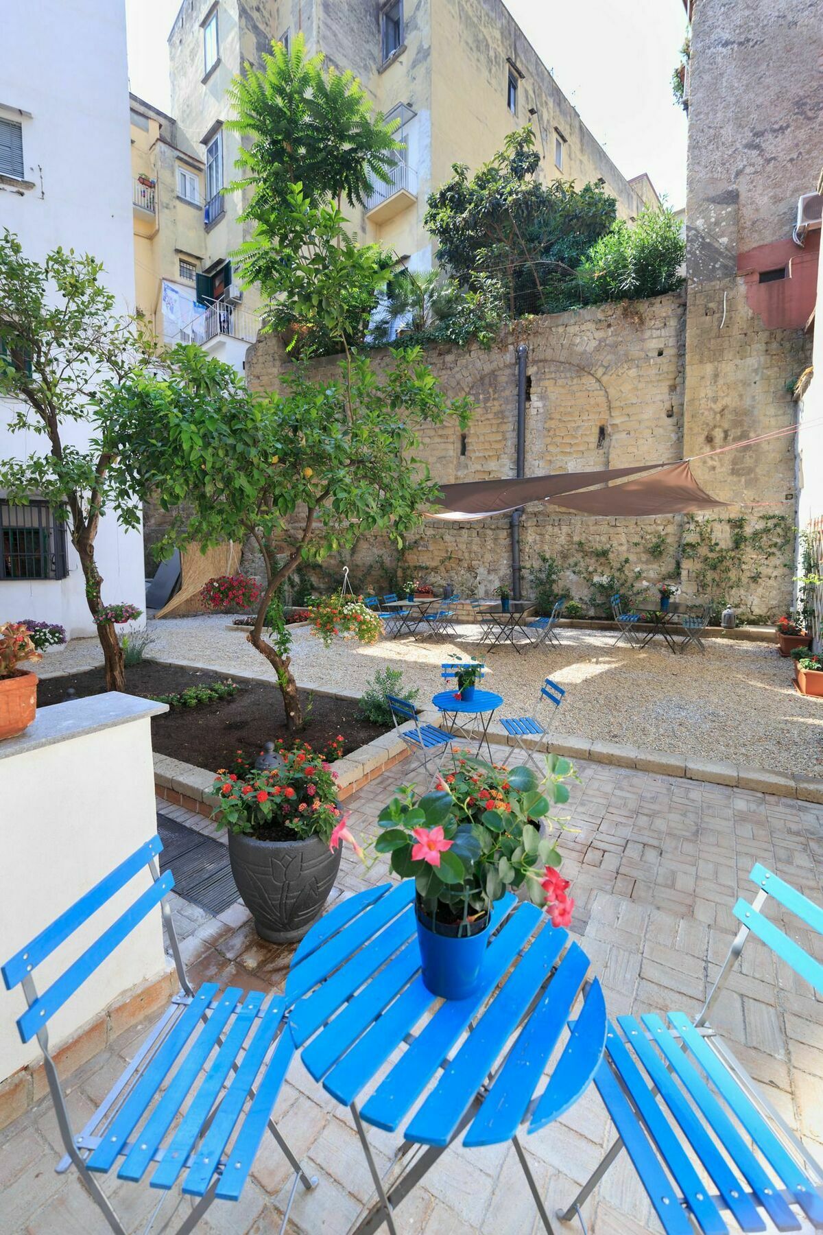 Borgo Vergini Garden B&B Napoli Bagian luar foto